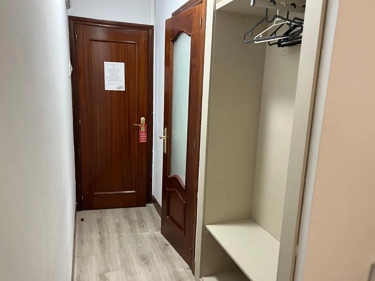 Guest house Pension Norte Portugalete